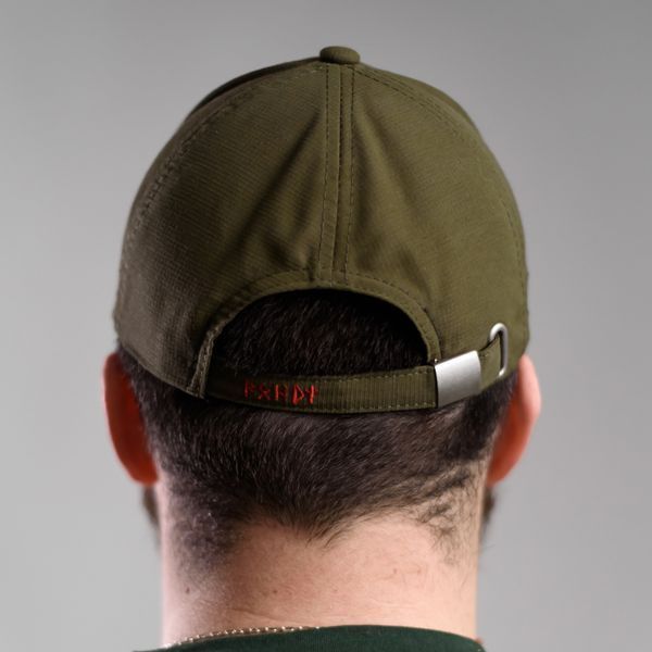 Cap with velcro and chevrons